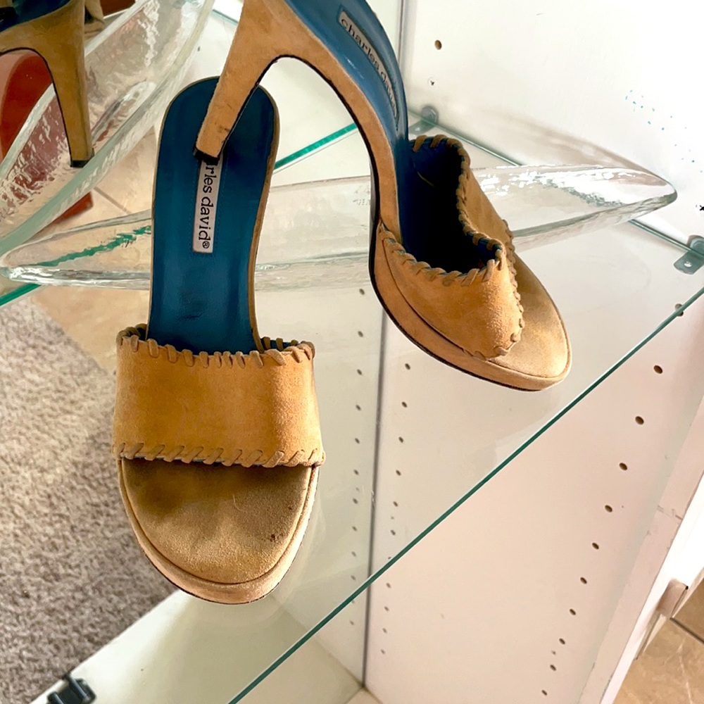 Sandals - Picture 2 of 3